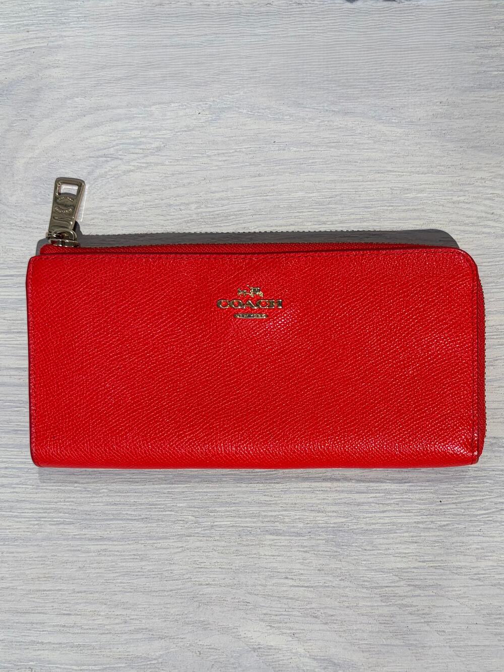 Authentic COACH 52333 Slim Accordion Zip Wallet Crimson Red Crossgrain Leather